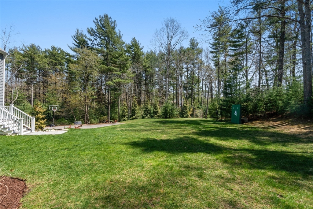 70 Cross Creek Ln