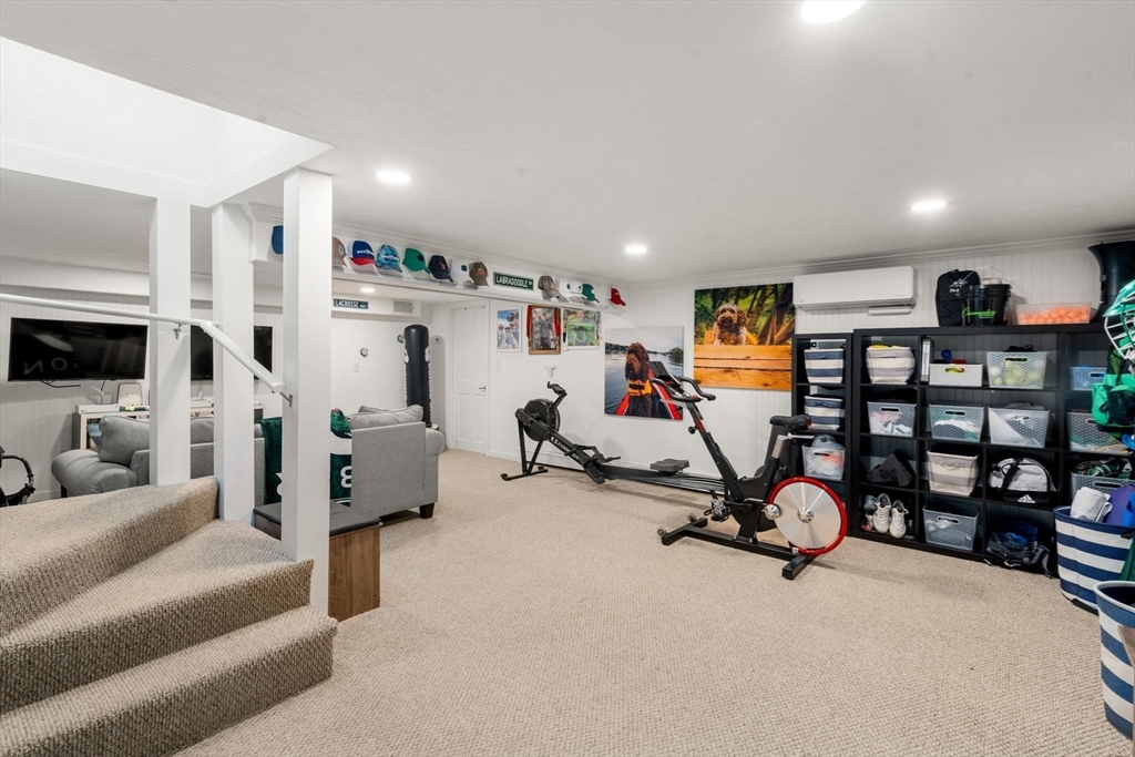 70 Cross Creek Ln