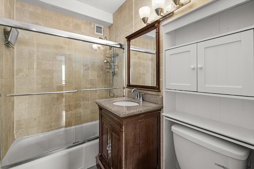 65 East India Row # 16E