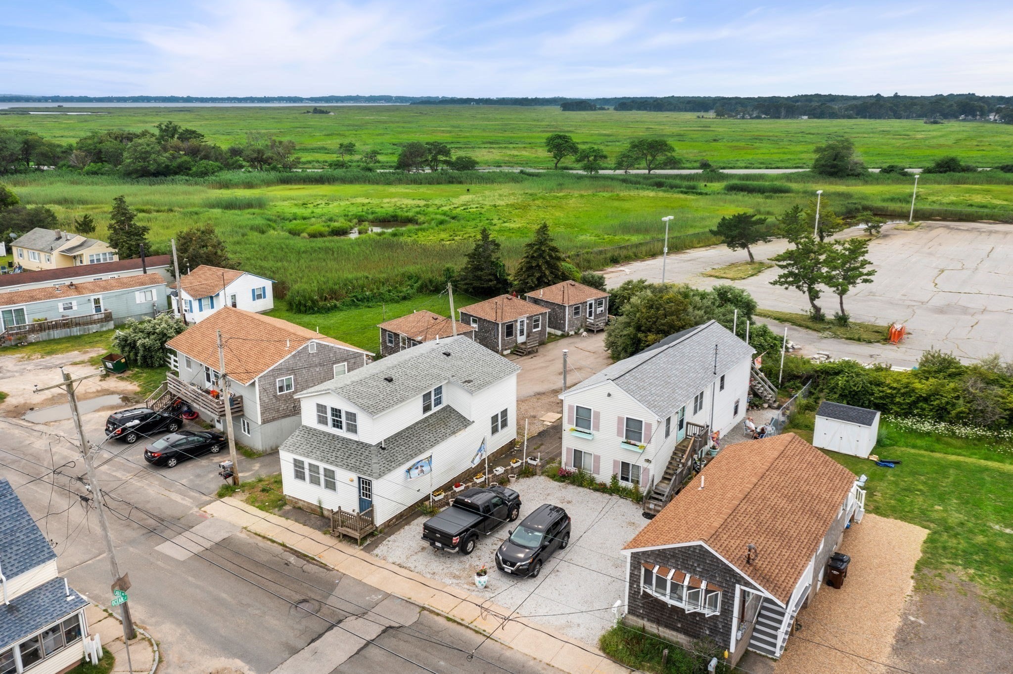 34 Cable Ave