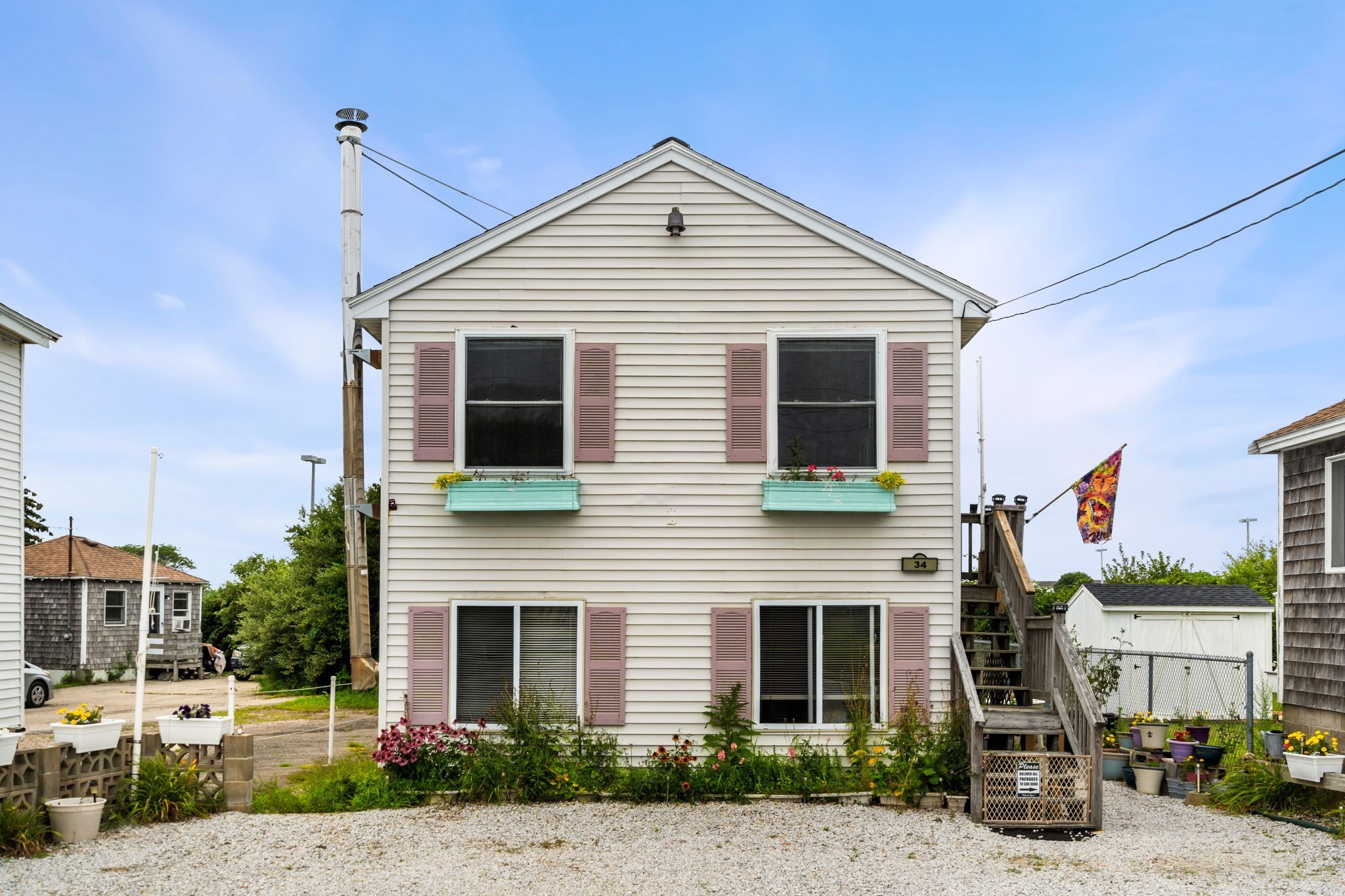 34 Cable Ave