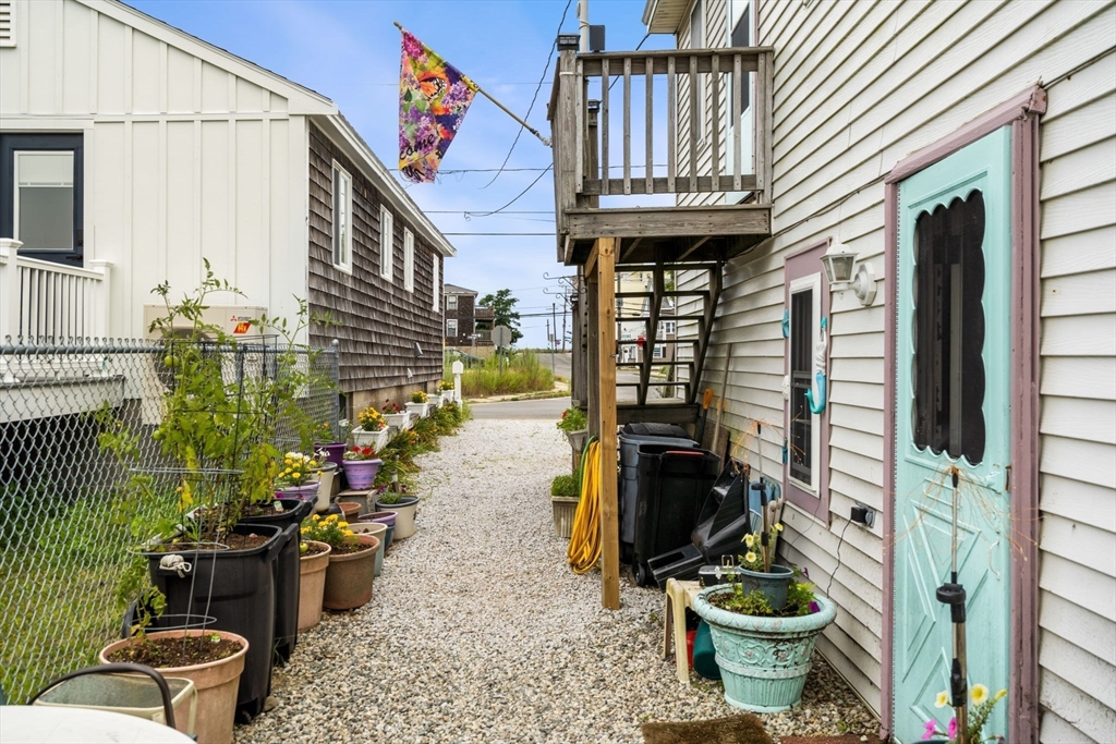 34 Cable Ave