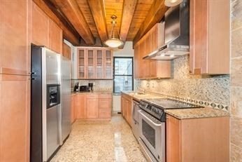 120 Commercial Street # 2 Unit: 2-2