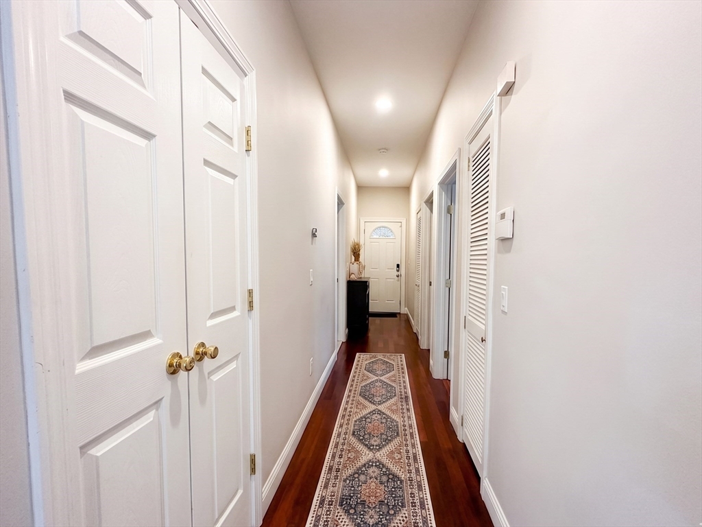 65 Chestnut Ave # 1