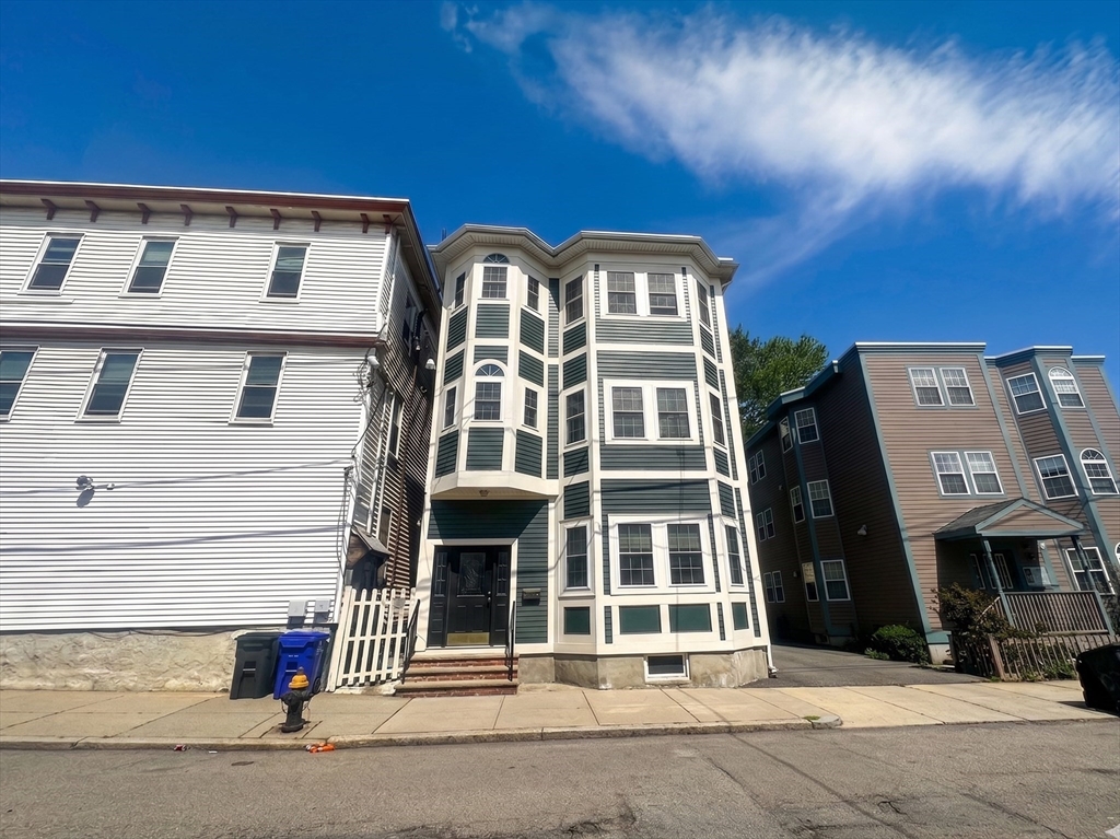 65 Chestnut Ave # 1