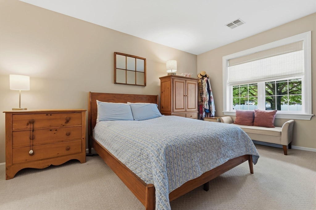 5 Woodman Way # 107