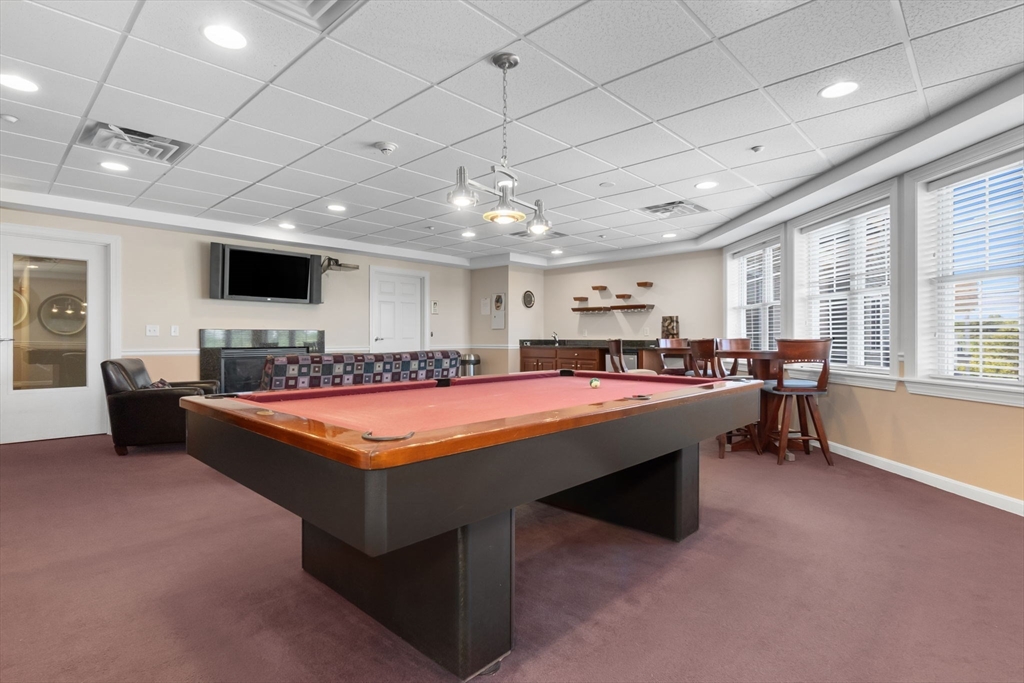 5 Woodman Way # 107
