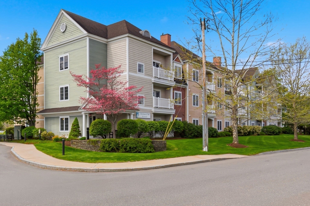 5 Woodman Way # 107