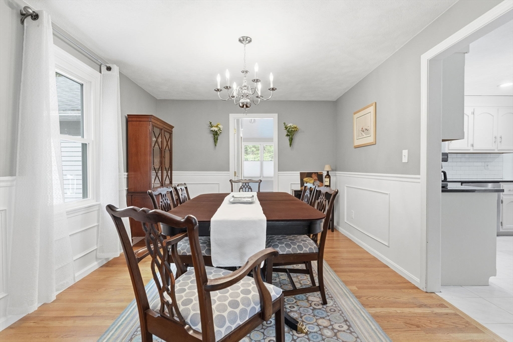 25 Towpath Dr