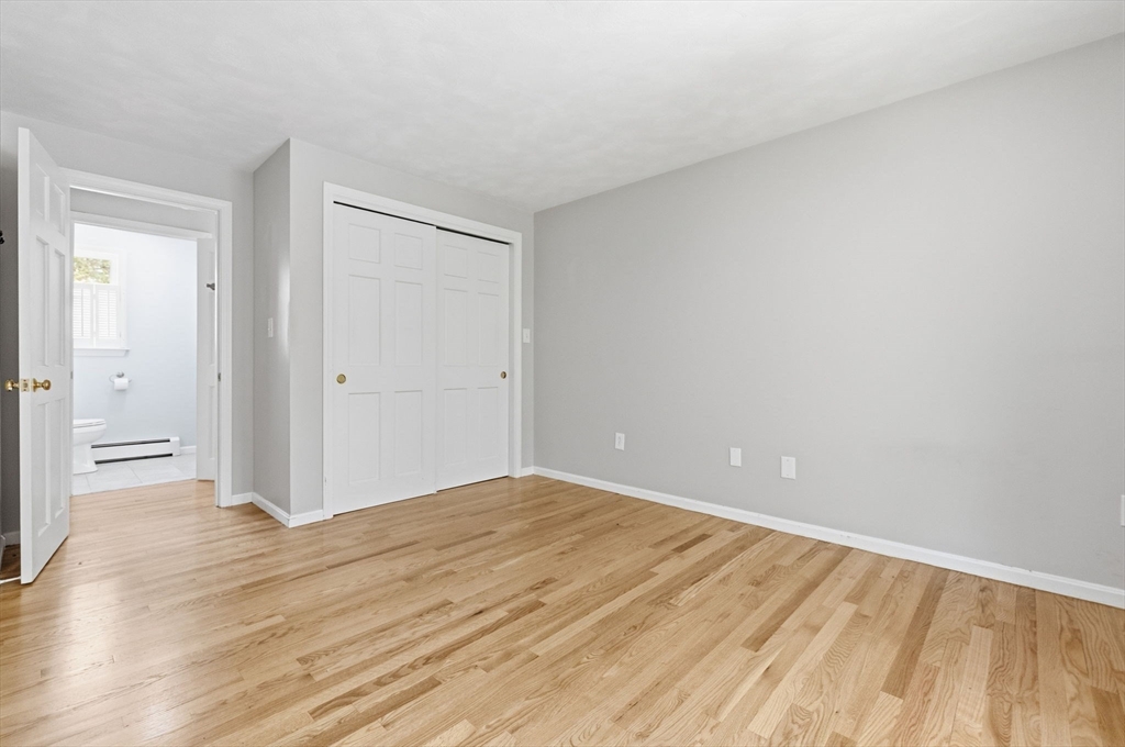 25 Towpath Dr
