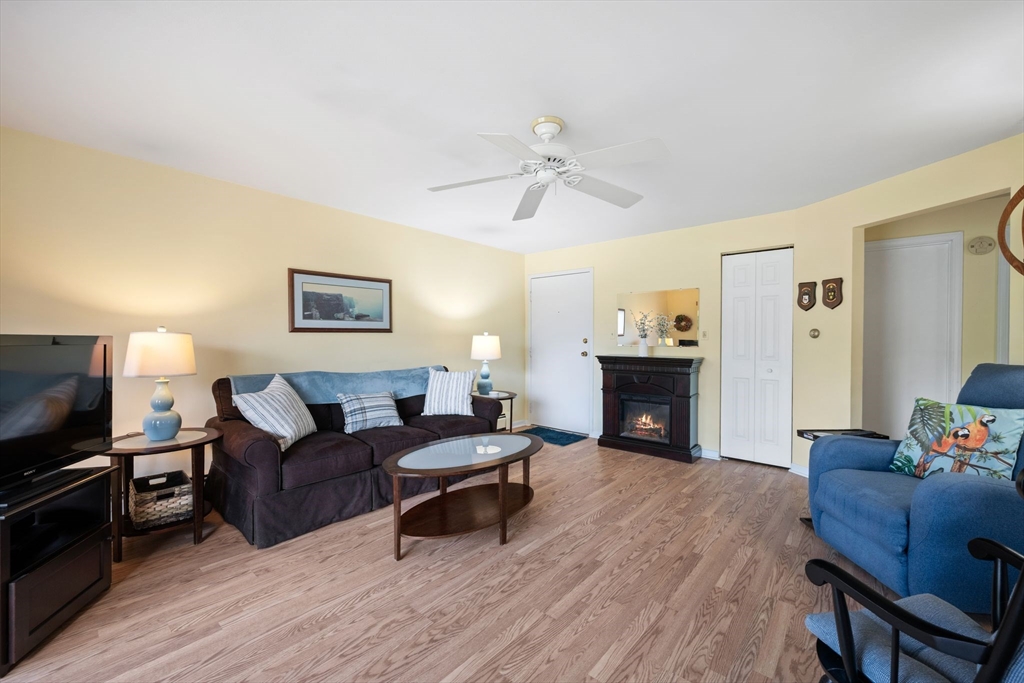 103 Farrwood # 3