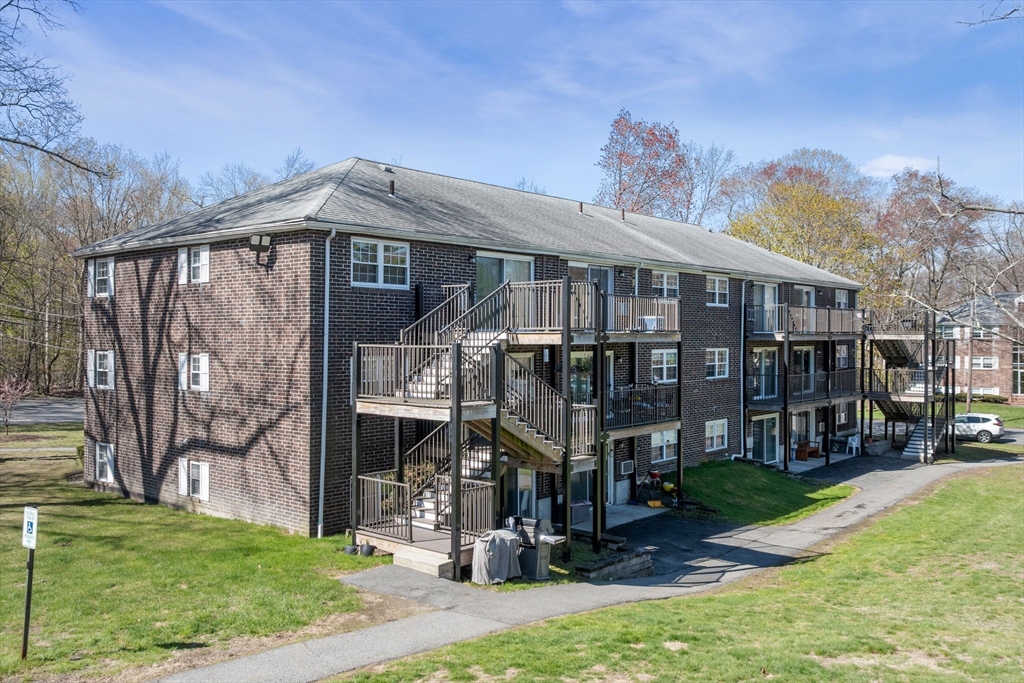 103 Farrwood # 3