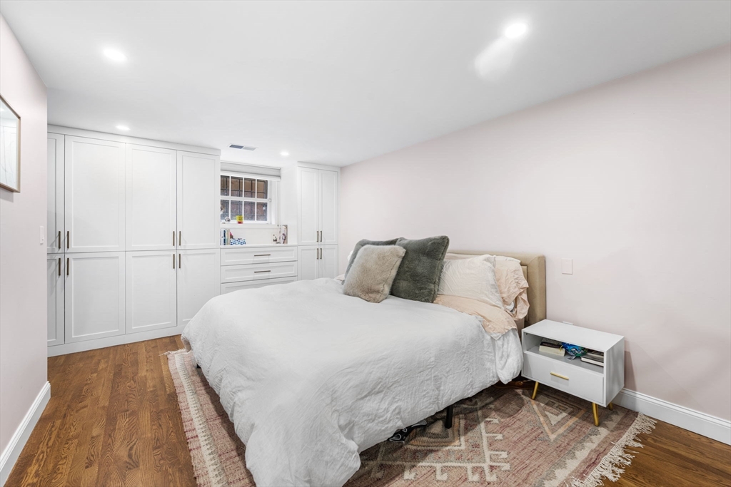 40 Joy St # 9