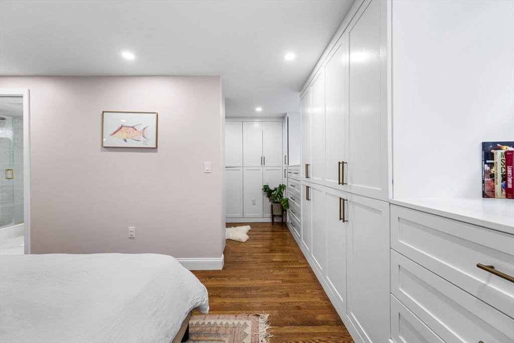 40 Joy St # 9