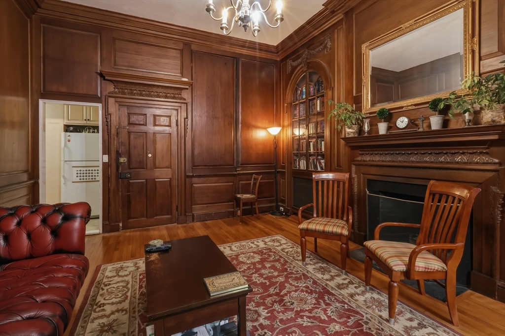 61 Marlborough # 6