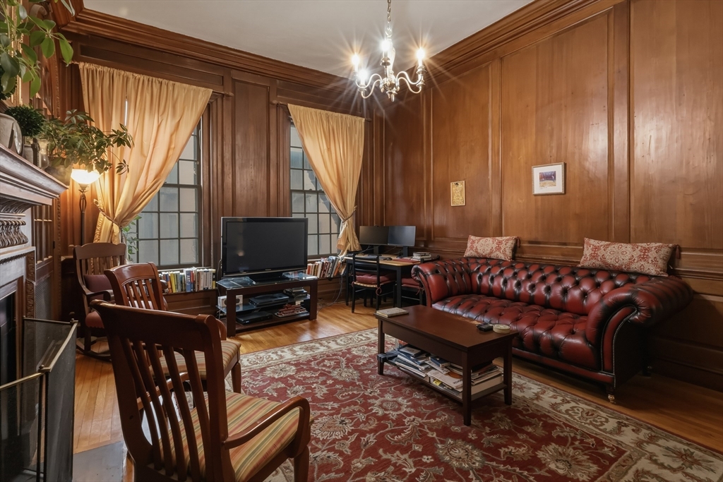 61 Marlborough # 6