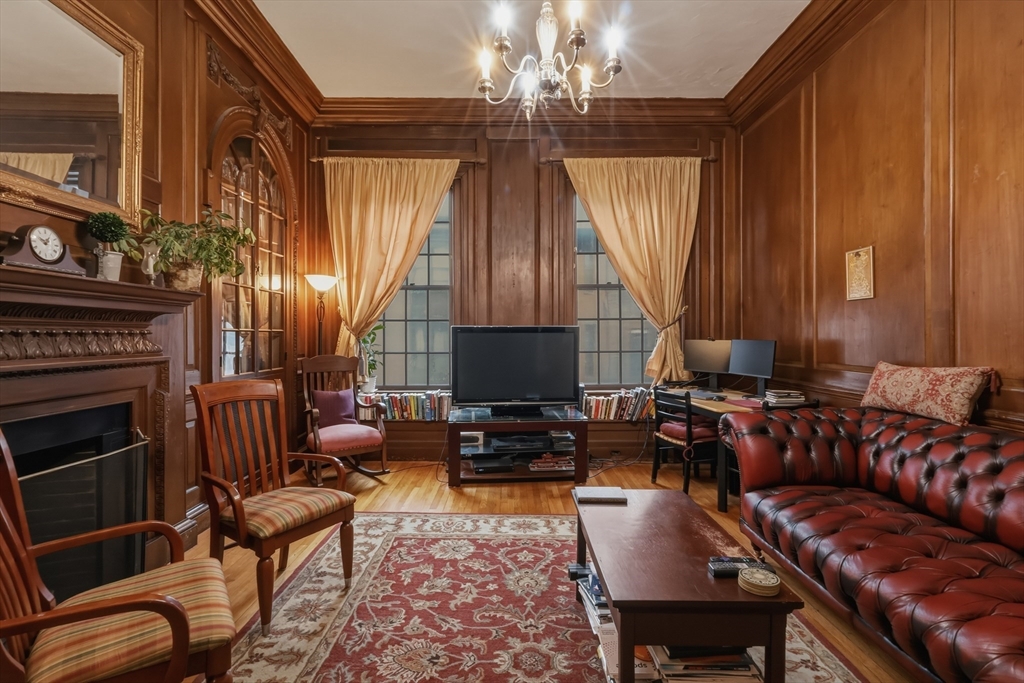 61 Marlborough # 6