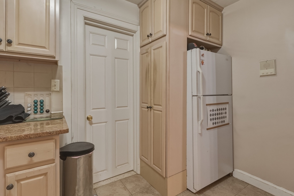 61 Marlborough # 6