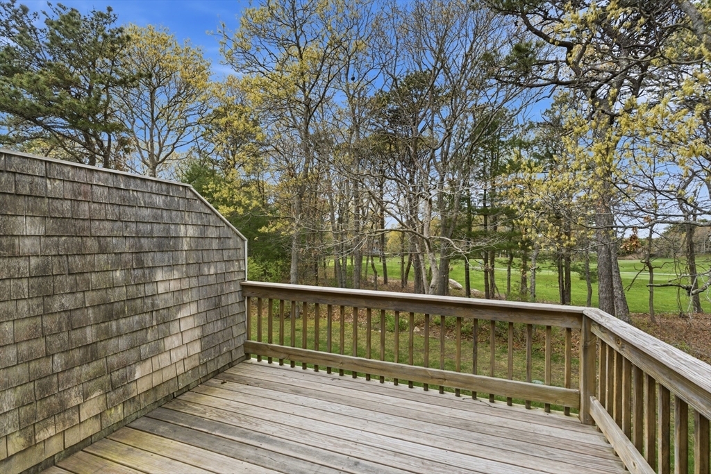 11 Harbor Hill Drive # 11