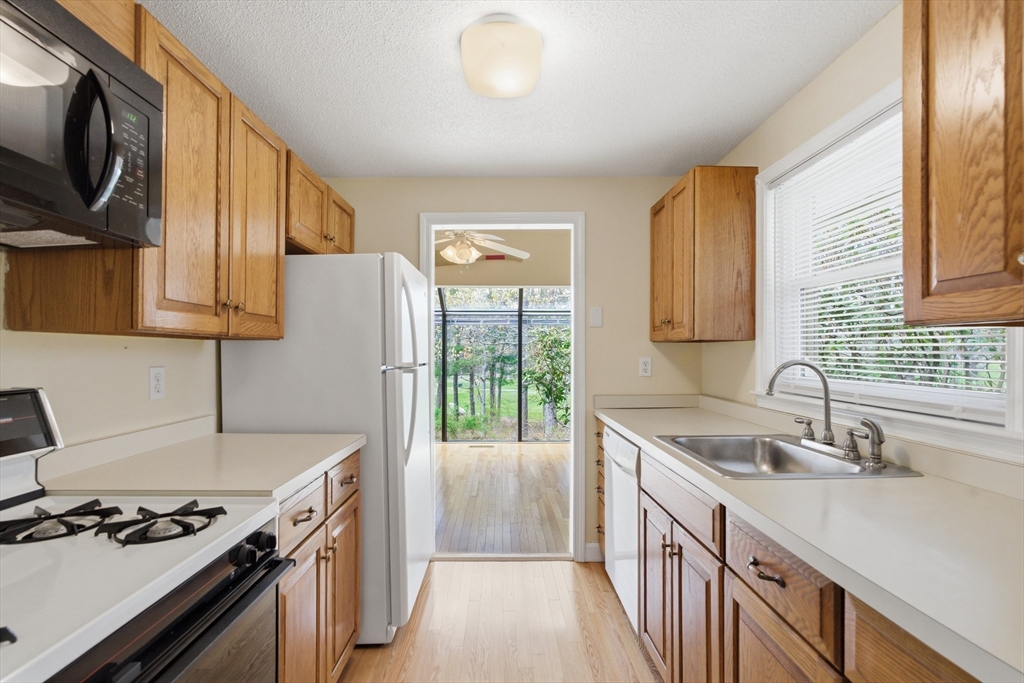 11 Harbor Hill Drive # 11