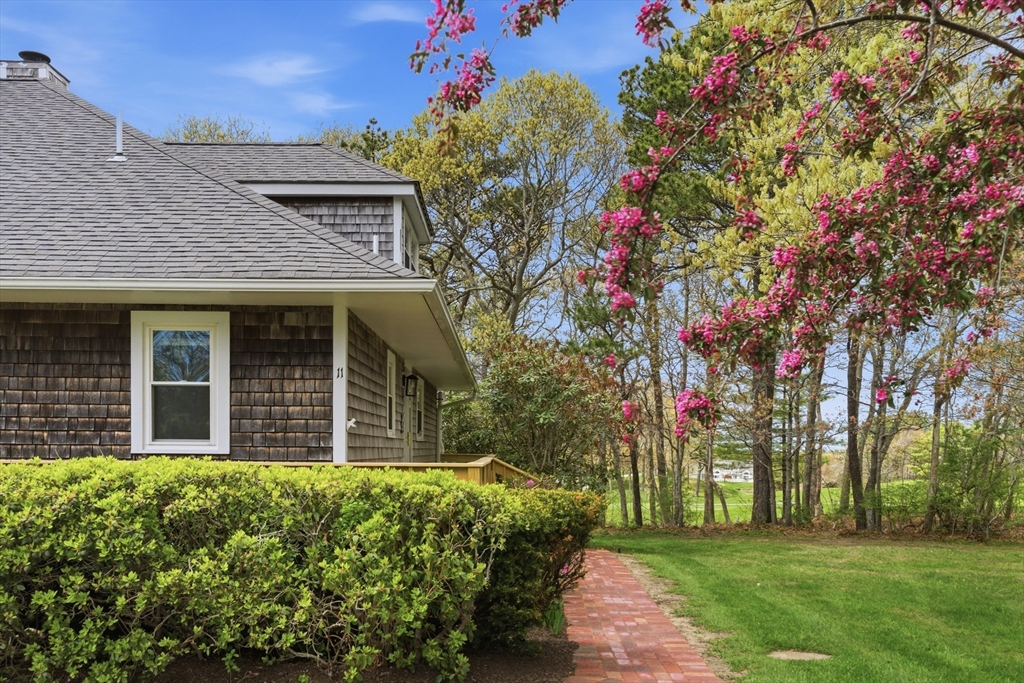 11 Harbor Hill Drive # 11