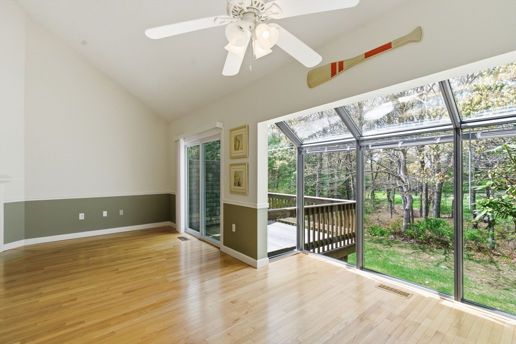 11 Harbor Hill Drive # 11