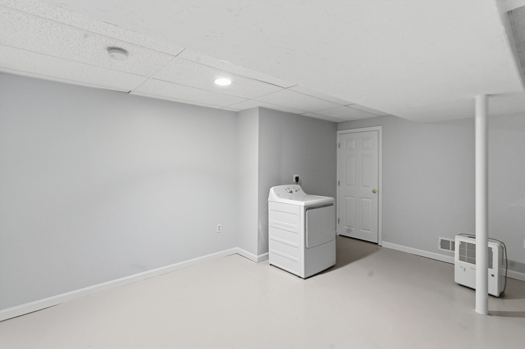 11 Harbor Hill Drive # 11