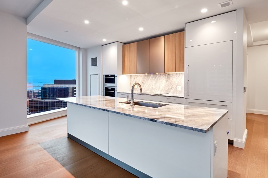 240 Devonshire Street # 4212