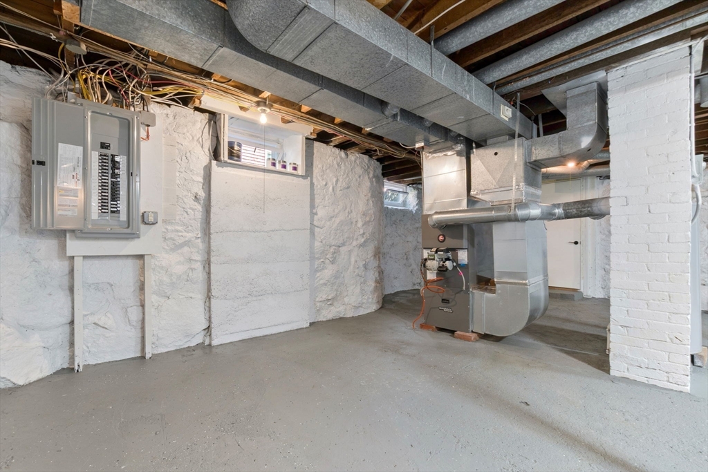 12 Longwood Avenue