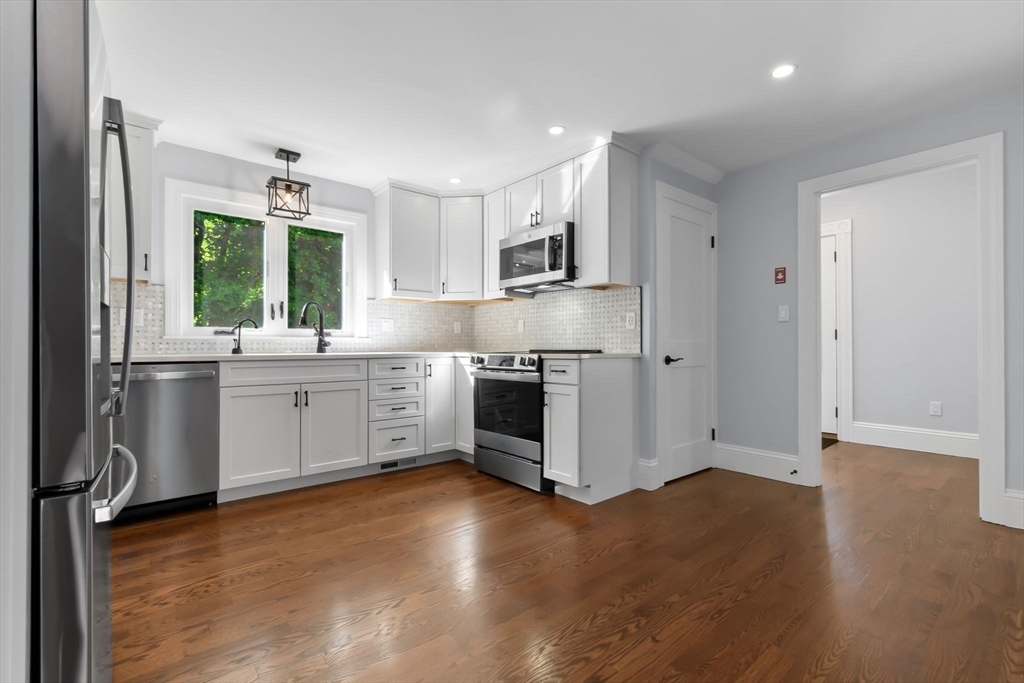 12 Longwood Avenue