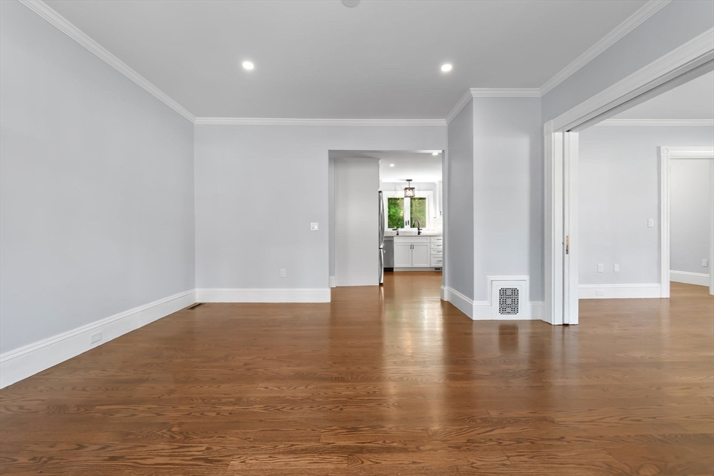 12 Longwood Avenue