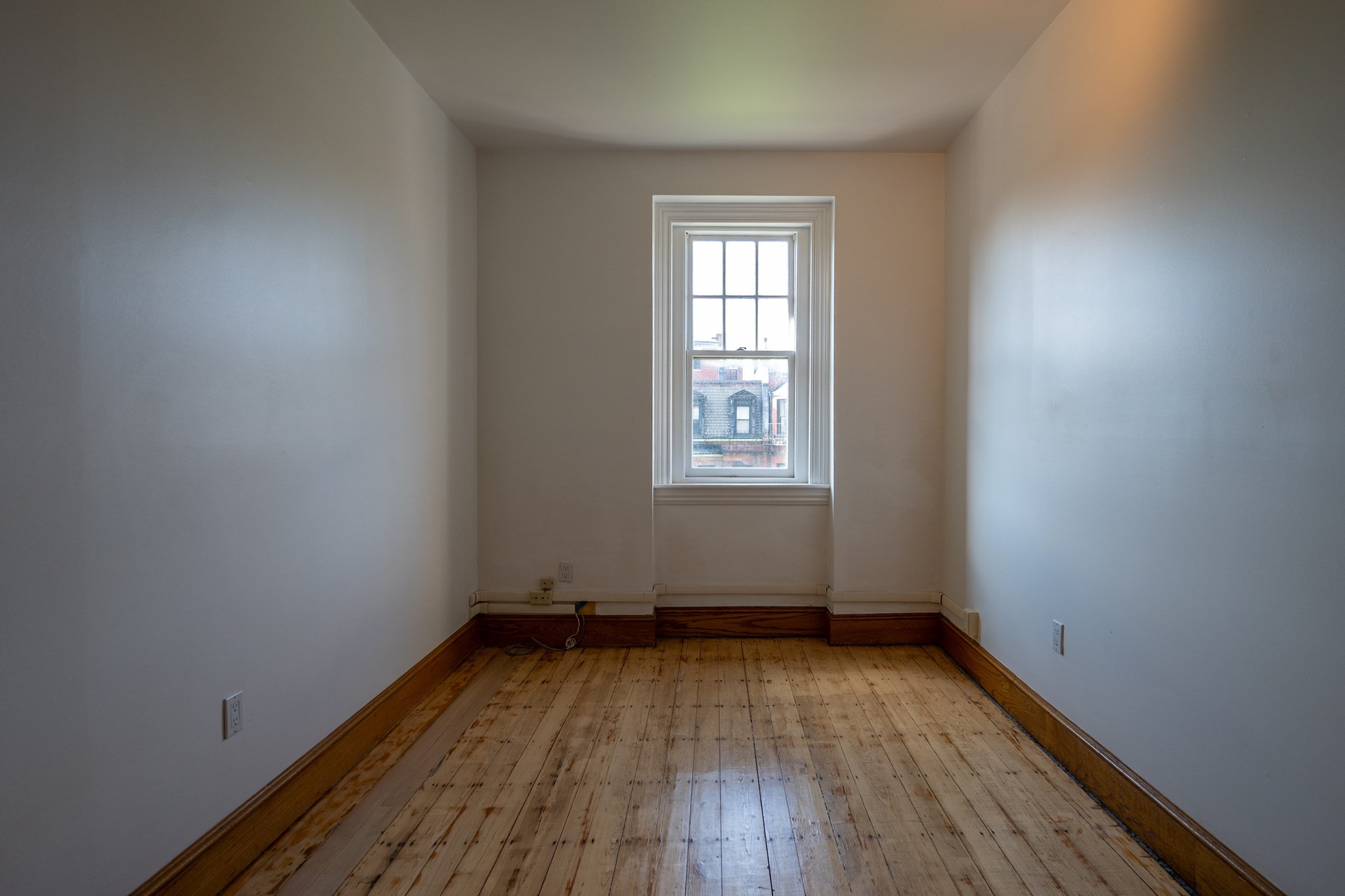 268 Newbury St # 4A
