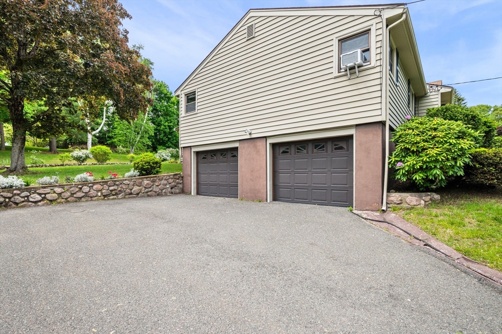 29 Patricia Rd