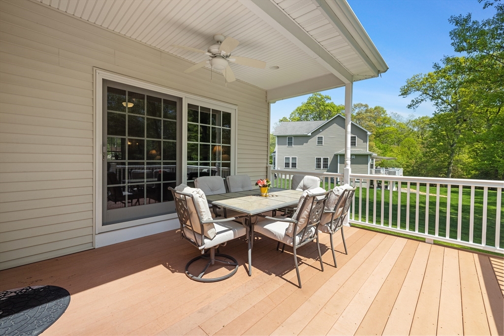 243 Cottrell Rd