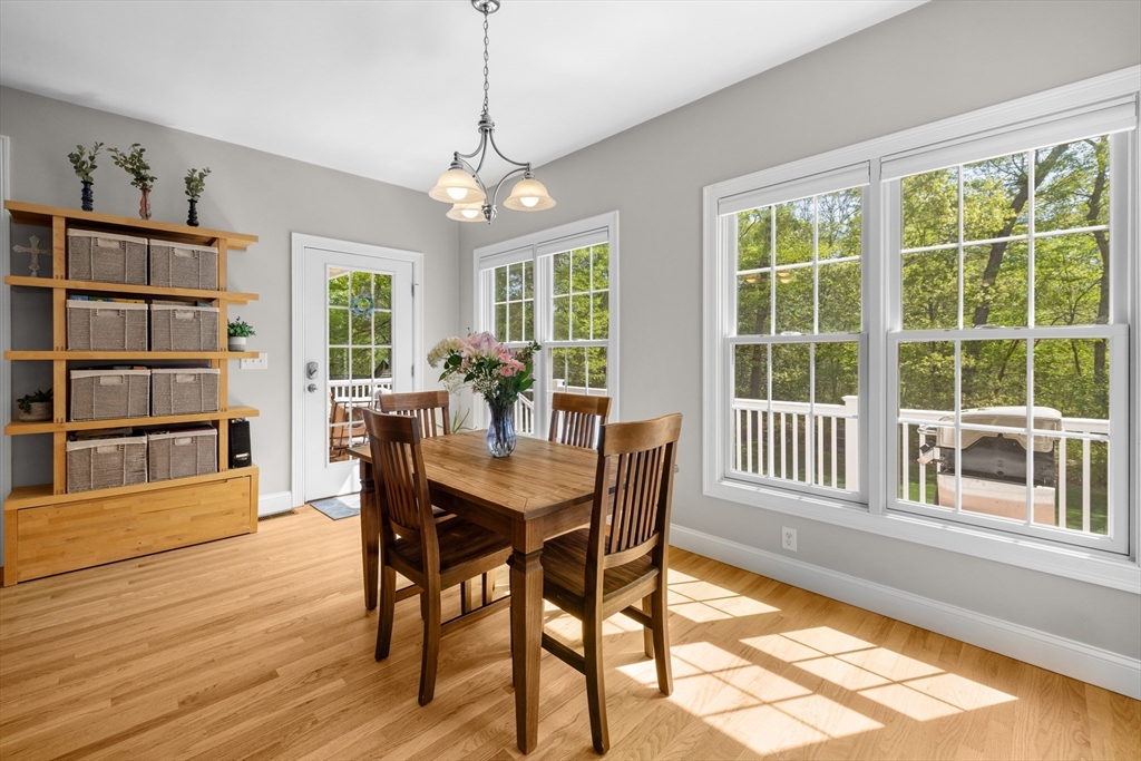 243 Cottrell Rd