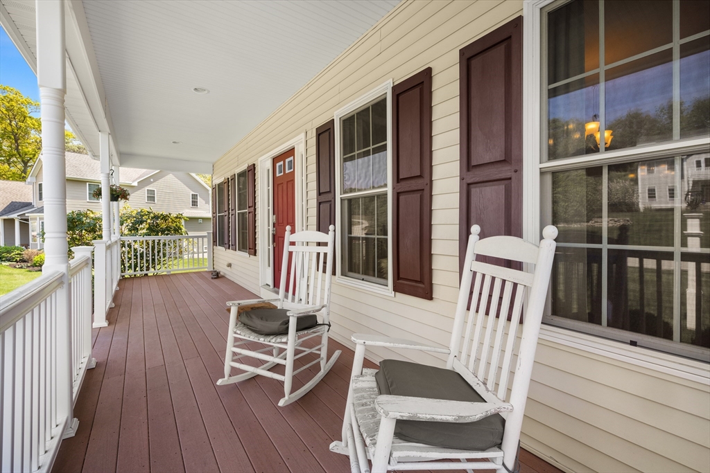243 Cottrell Rd
