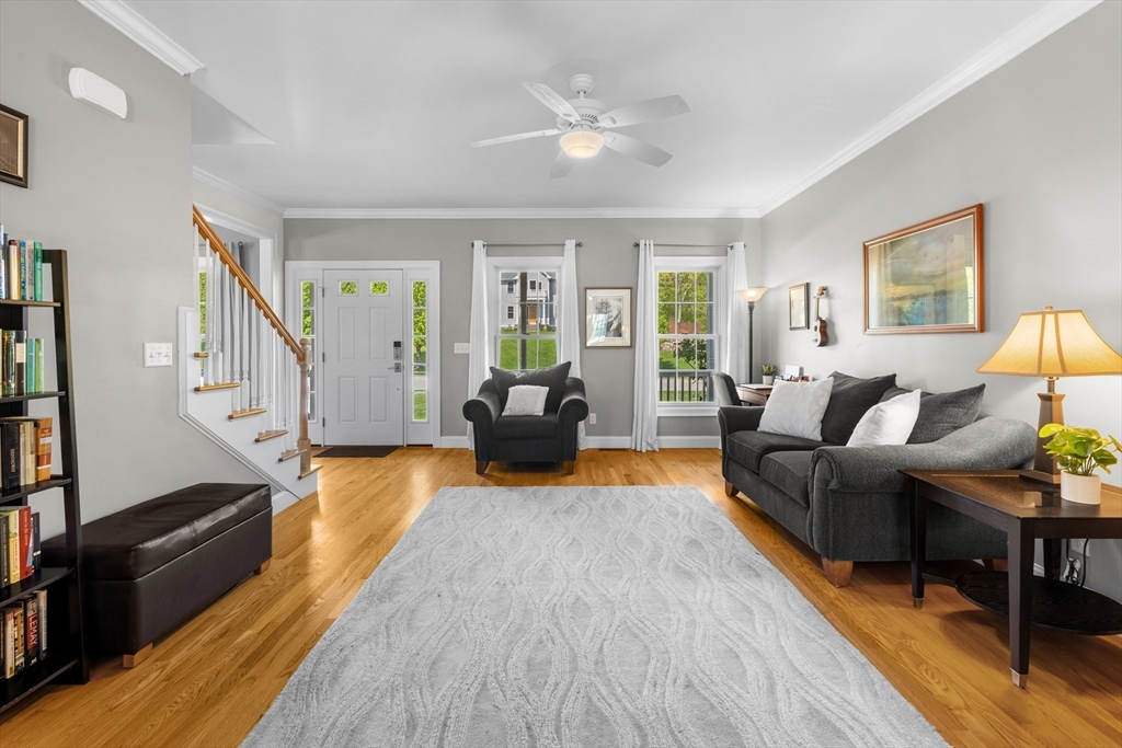 243 Cottrell Rd