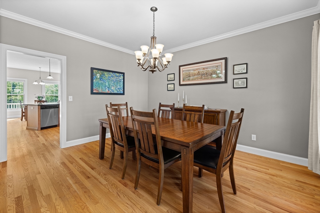243 Cottrell Rd