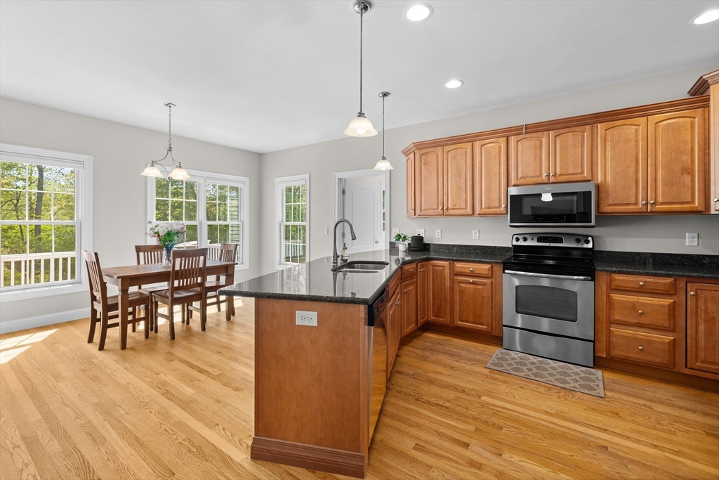 243 Cottrell Rd