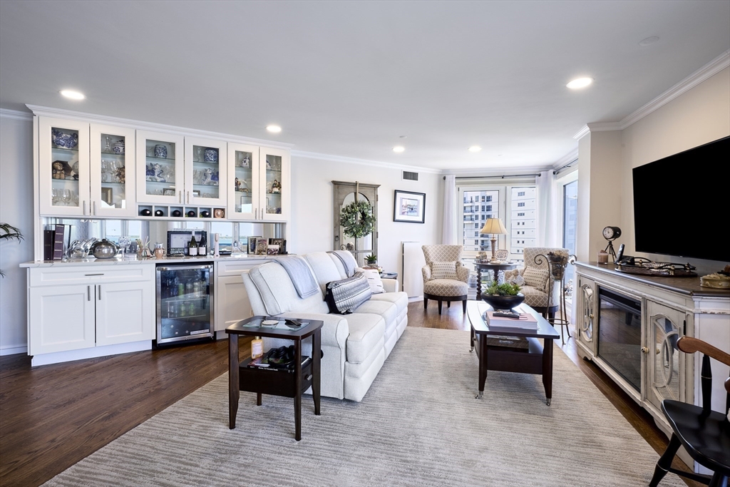 1001 Marina Drive # 510