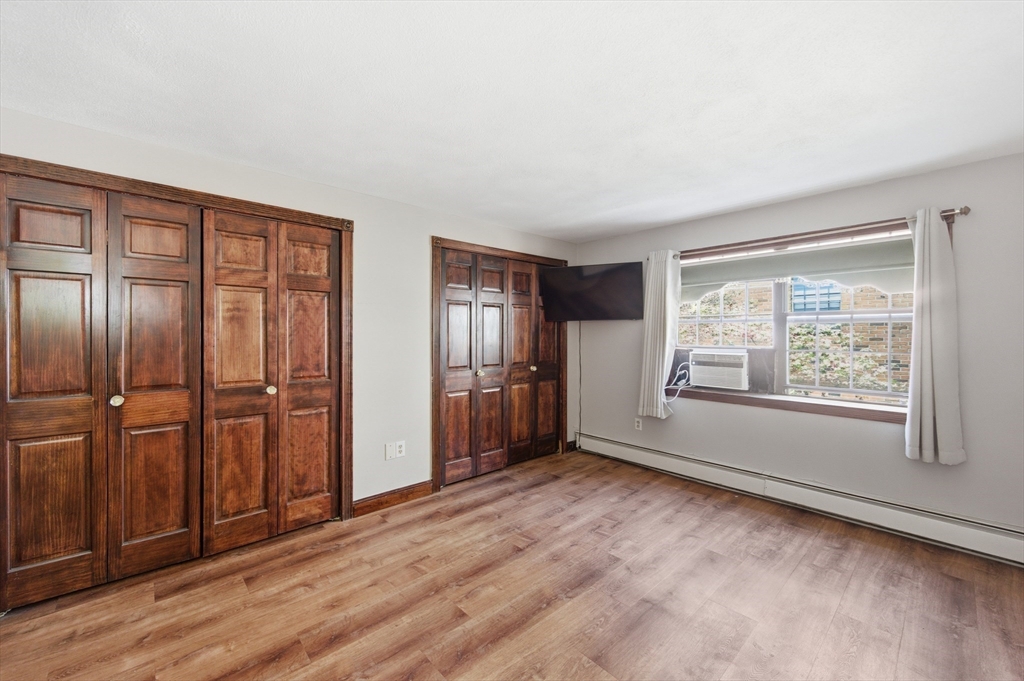 358 Broadway # 18