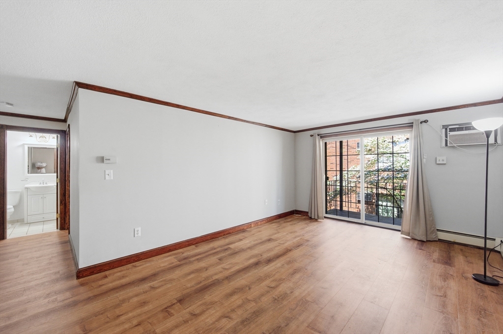 358 Broadway # 18
