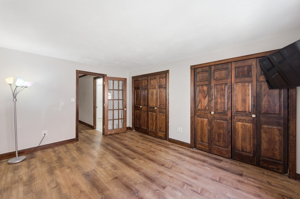 358 Broadway # 18