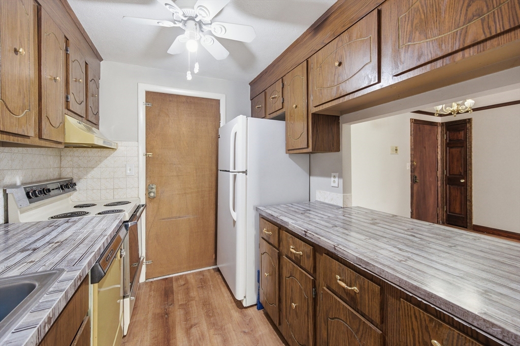 358 Broadway # 18