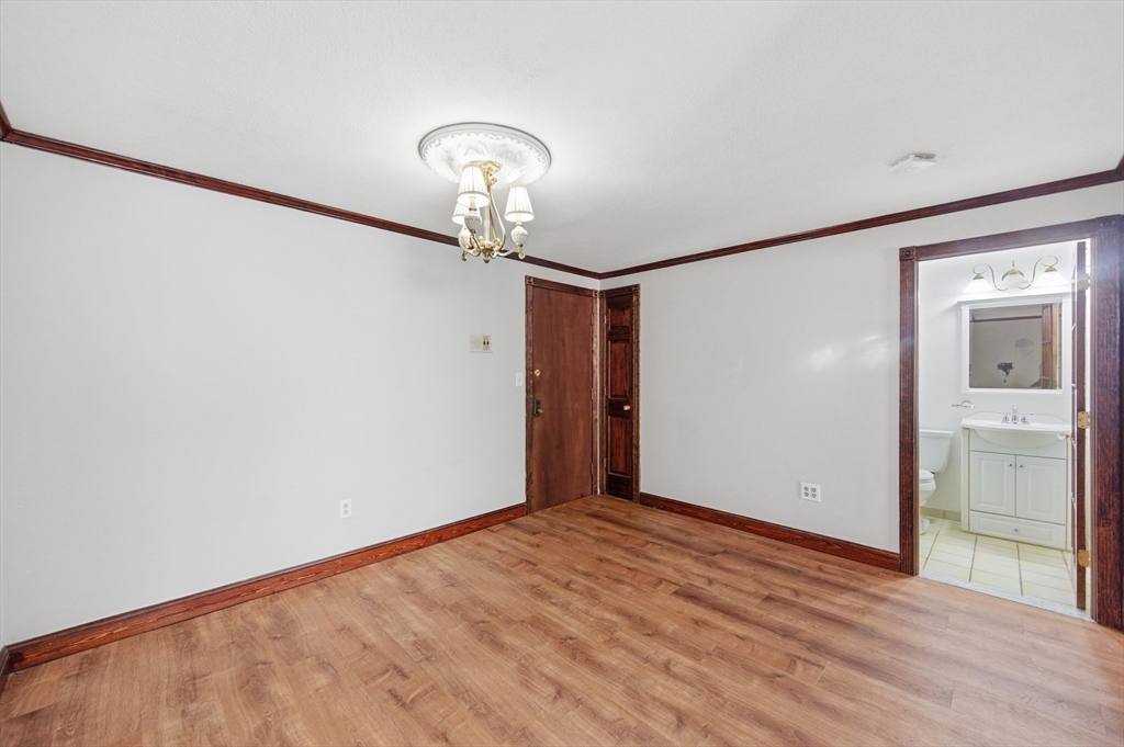 358 Broadway # 18