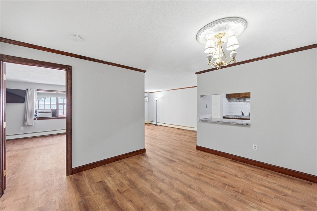 358 Broadway # 18