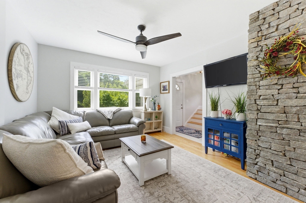 24 Northrop St # 1