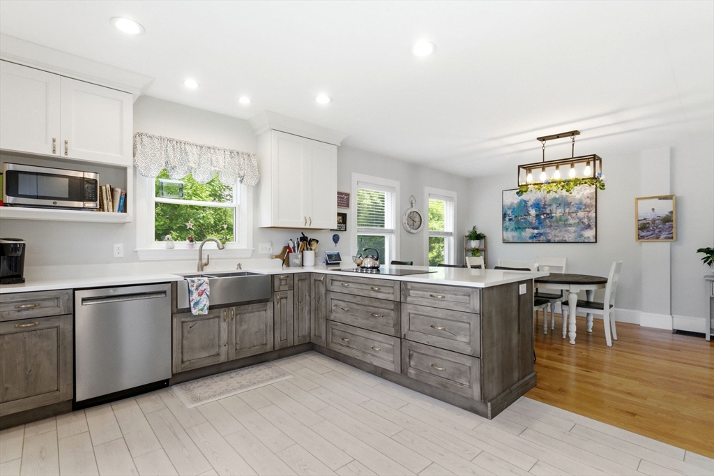 24 Northrop St # 1