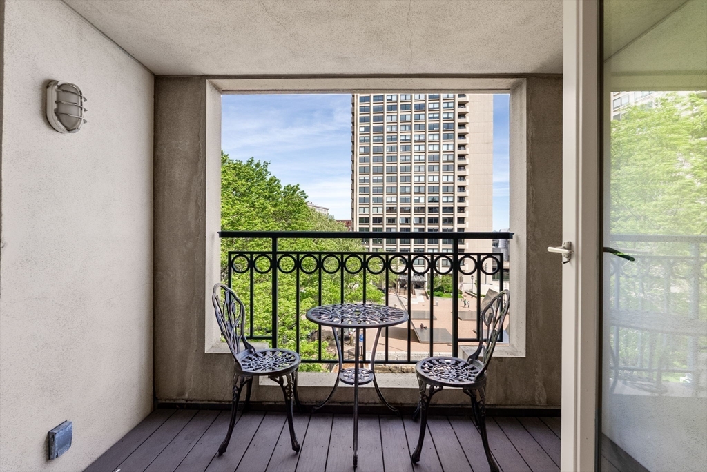20 Rowes Wharf # 505