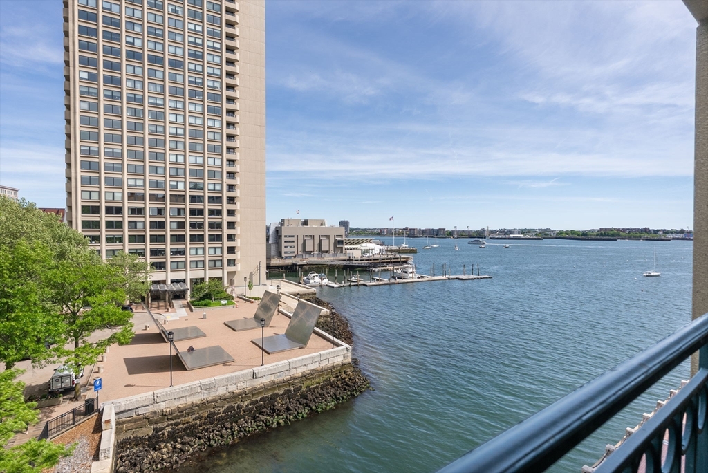 20 Rowes Wharf # 505